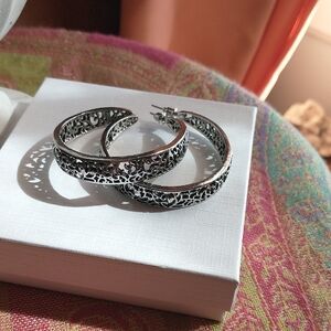 Elegant Silver Filigree Hoop Earrings